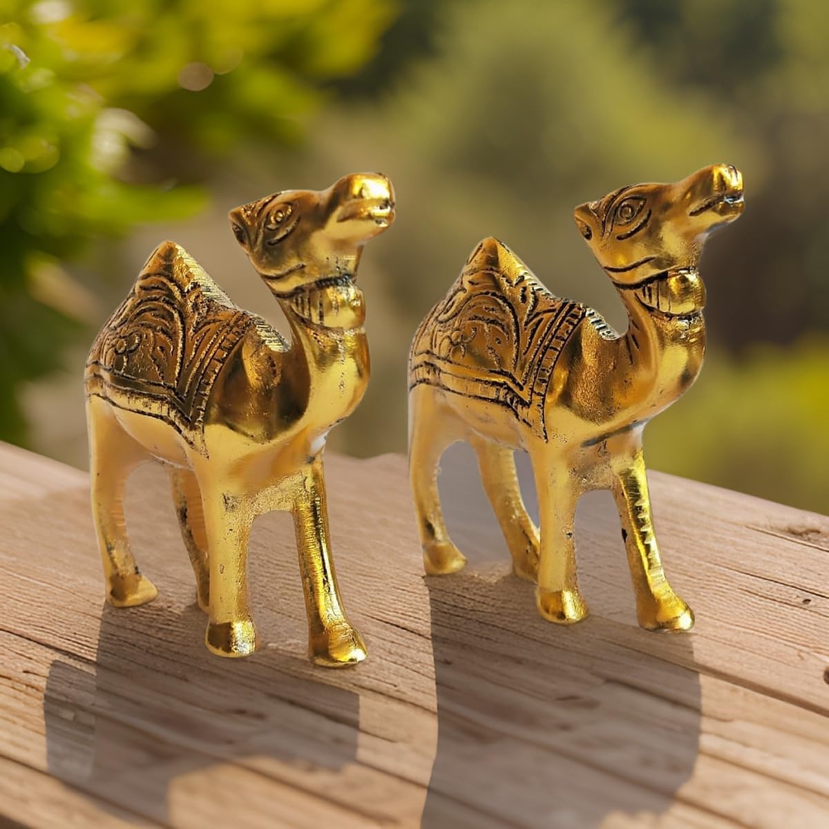 Karrmas Elegance in Metal Camel Showpiece Set – Golden Camel
